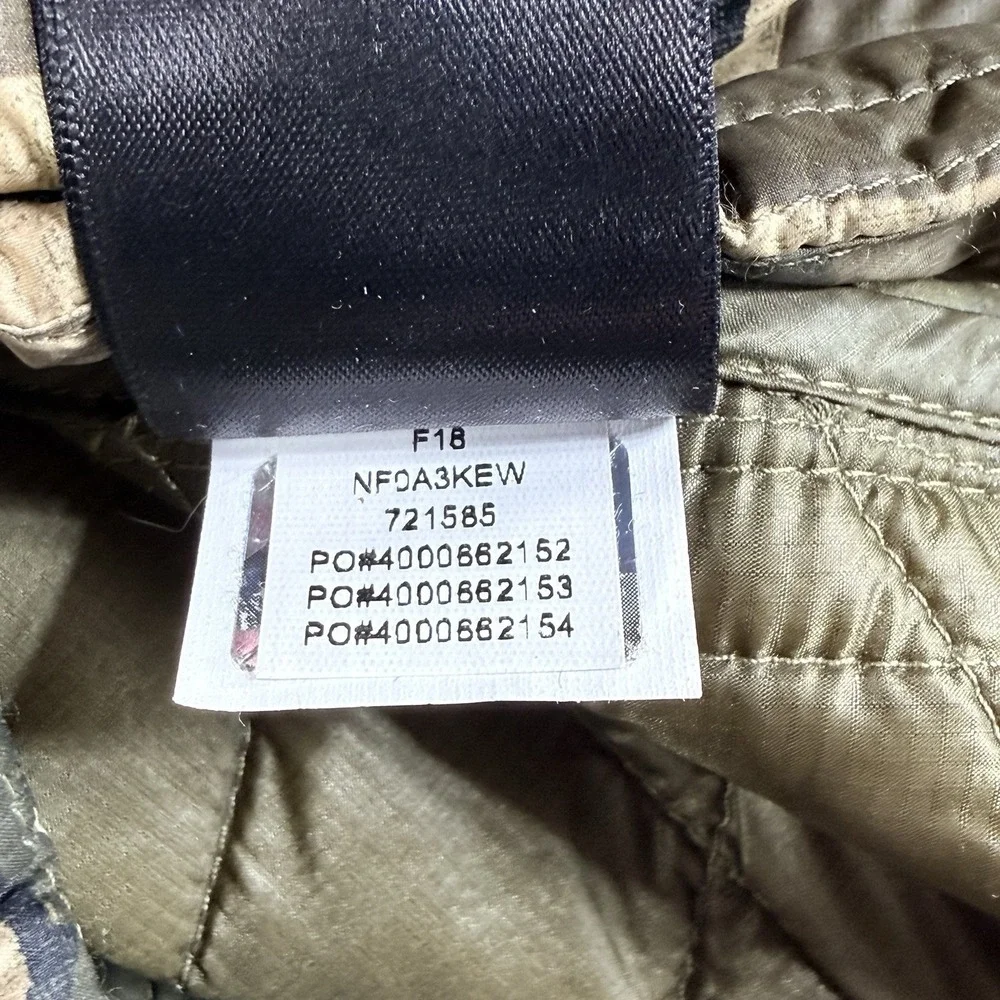 The North Face Mens XL ThermoBall Camo Vest Lightweight Puffer Full Zip